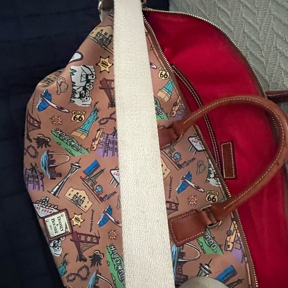 **DOONEY AND BOURKE**USA landmarks design - Picture 7 of 13